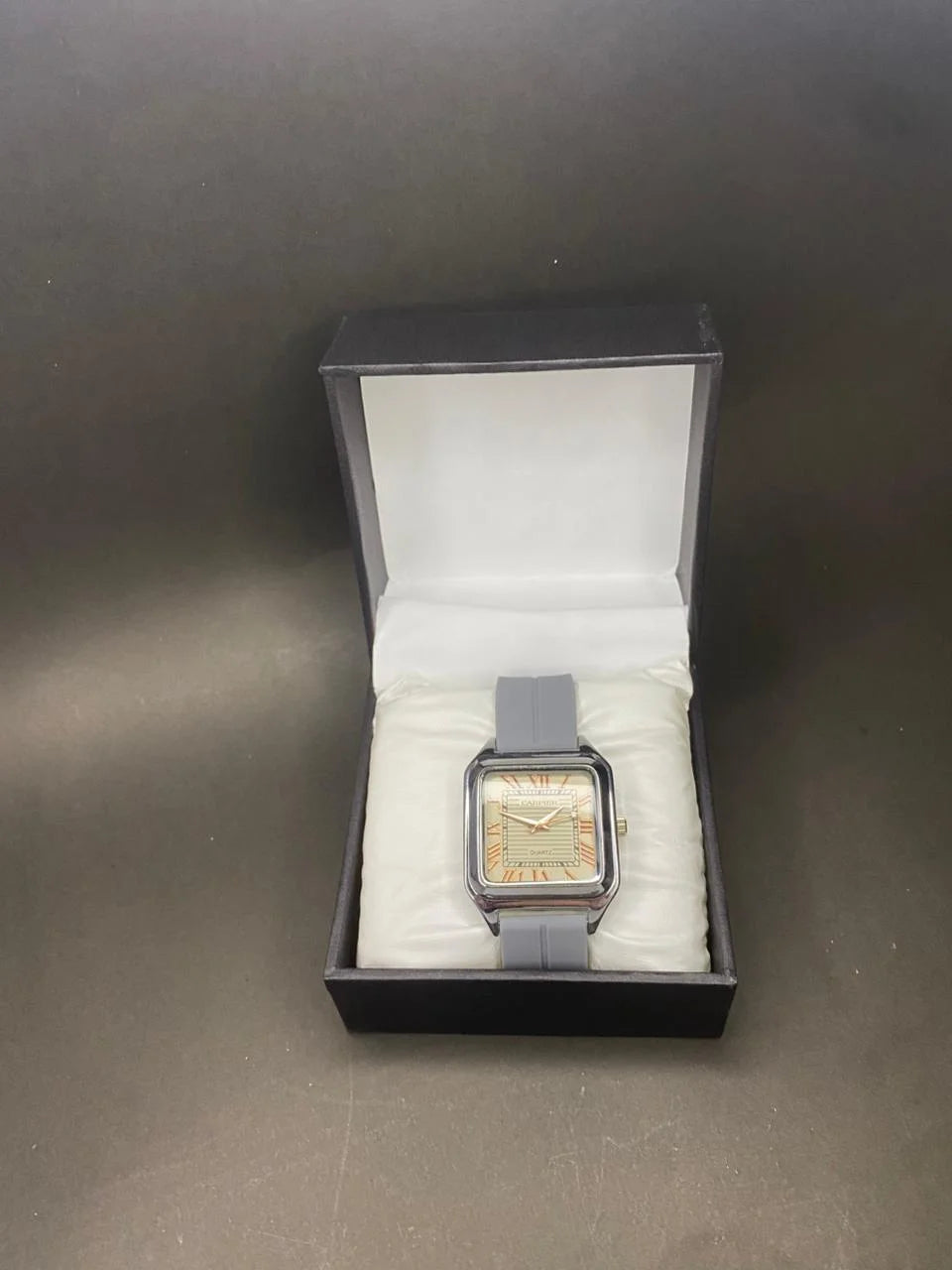 Universe Point Square Dial